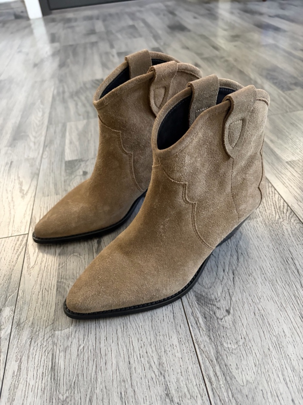 Isabel Marant Dewina Tan Suede Pointed Western Ankle Boots - Picture 3 of 9